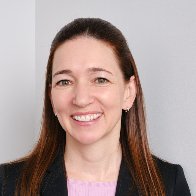Valérie St-James